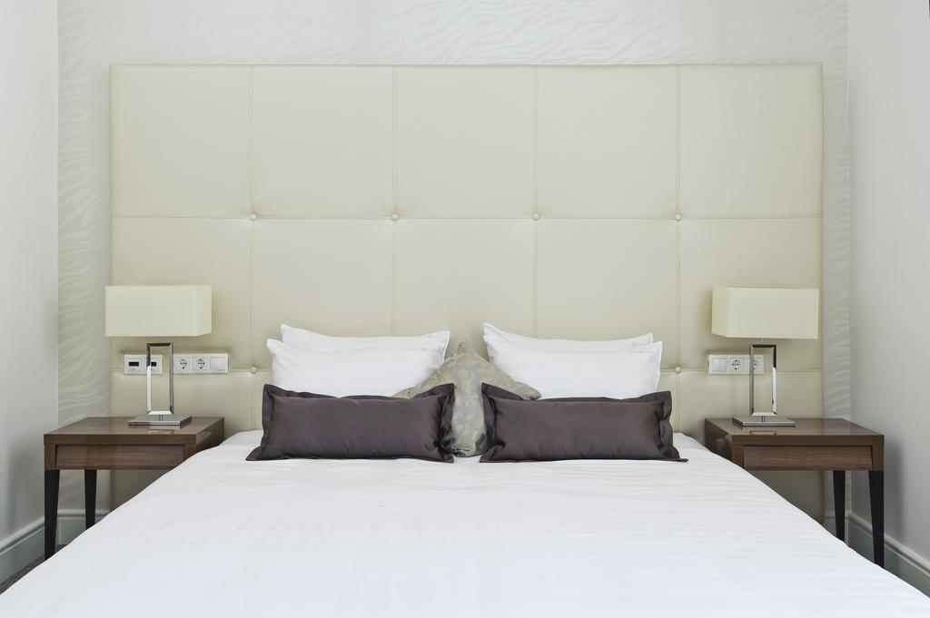 Adele Boutique Hotel Pecs Bagian luar foto